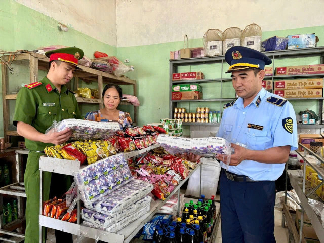 Lực lượng Quản lý thị trường triển khai cao điểm chống buôn lậu, gian lận thương mại và hàng giả