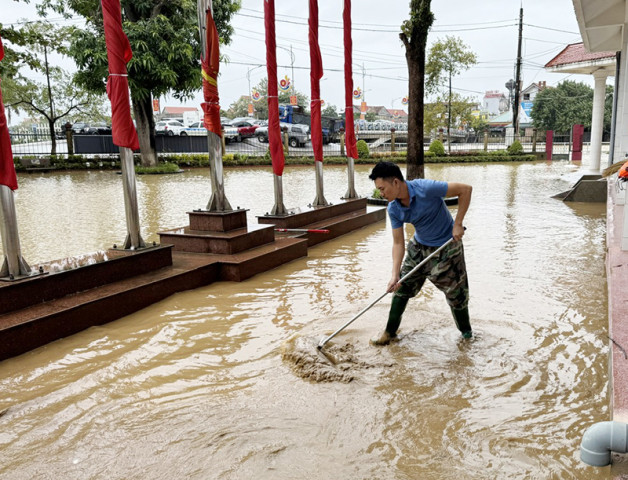 Quảng Bình: Bảo đảm an toàn trong sản xuất, sinh hoạt cho người dân sau lụt