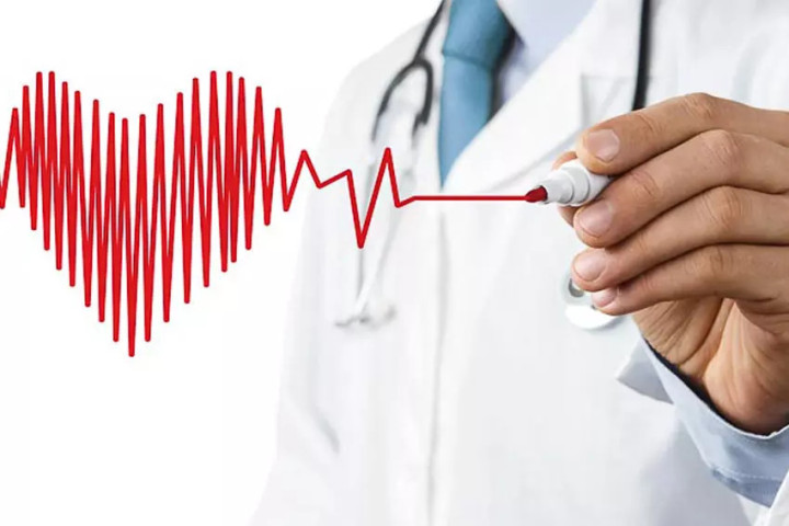 Phú Thọ: Cấp cứu cô gái 23 tuổi có nhịp tim trên 130 chu kỳ/phút