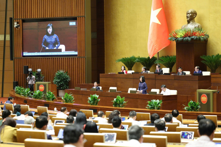 Bộ trưởng Bộ Y tế Đào Hồng Lan: Thuốc lá điện tử và thuốc lá nung nóng đang tăng nhanh về số người sử dụng
