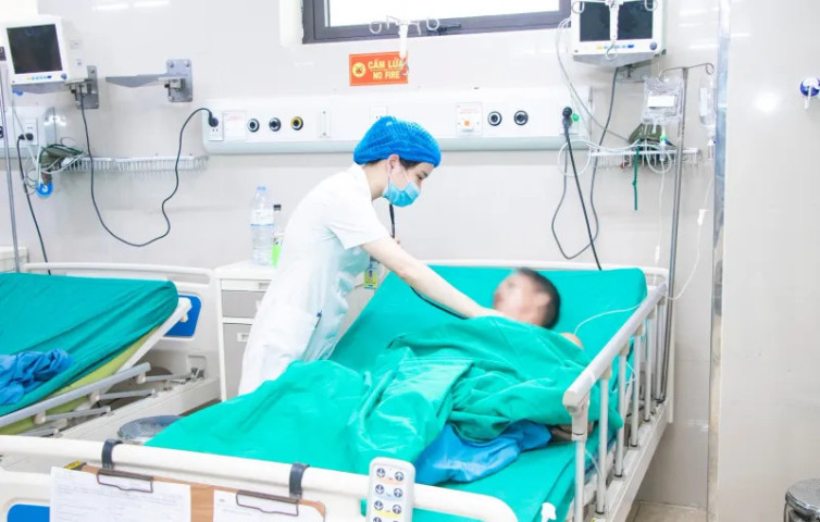 Phú Thọ: Kịp thời cứu sống nam bệnh nhân bị vỡ thận độ IV do tai nạn giao thôn