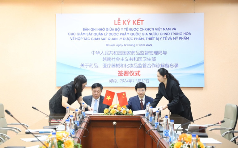 Lễ ký kết Bản ghi nhớ giữa Bộ Y tế nước CHXHCN Việt Nam và Cục Giám sát Dược phẩm Quốc gia nước CHND Trung Hoa