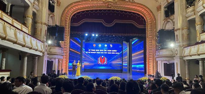Trao giải báo chí toàn quốc "Vì sự nghiệp Giáo dục Việt Nam" năm 2024