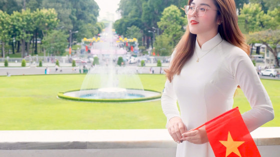 Ngày Nhà giáo Việt Nam 20/11: Tấm gương cô giáo miệt mài trăn trở với nghề, không ngừng học hỏi