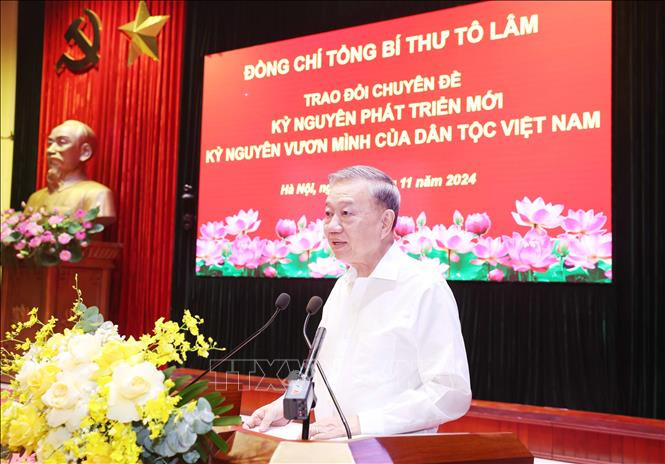 Tổng Bí thư Tô Lâm trao đổi chuyên đề “Kỷ nguyên phát triển mới - Kỷ nguyên vươn mình của dân tộc Việt Nam”