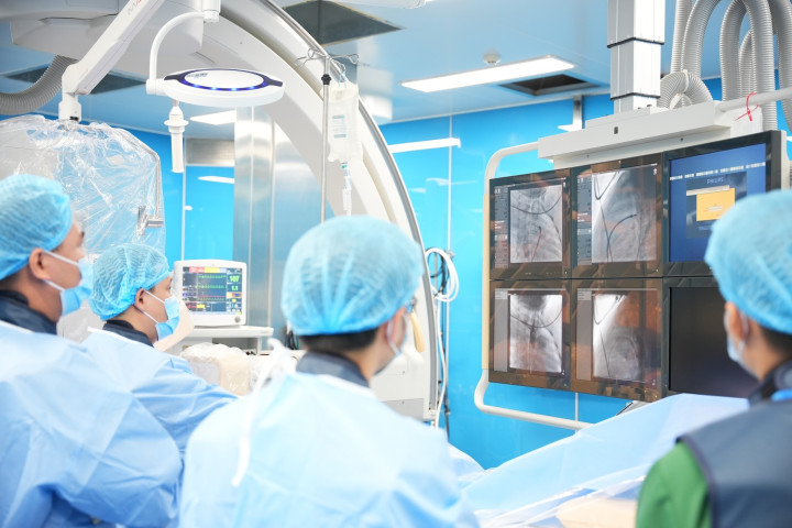 Quảng Ninh: Can thiệp tim mạch cho 3 bệnh nhi nhỏ tuổi mắc tim bẩm sinh