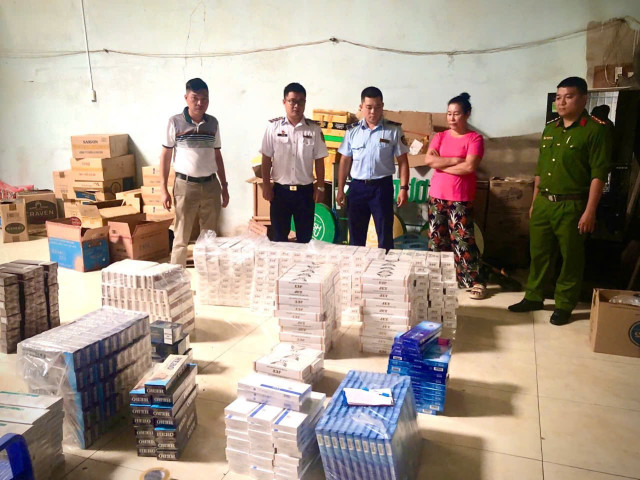 Bà Rịa – Vũng Tàu phát hiện số lượng lớn thuốc lá điếu nhập lậu tại 1 cửa hàng tạp hóa
