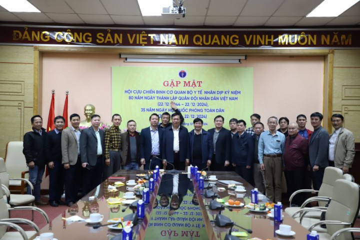 Bộ Y tế gặp mặt cán bộ, công chức, người lao động là cựu chiến binh dịp Kỷ niệm 80 năm ngày thành lập Quân đội nhân dân Việt Nam