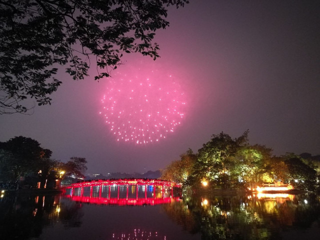Hà Nội tổ chức 30 điểm bắn pháo hoa Tết Nguyên đán Ất Tỵ năm 2025
