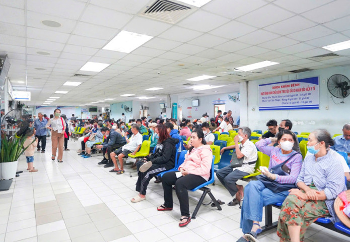 TP. Hồ Chí Minh: Một số quy định mới có lợi cho người dân khi khám bệnh, chữa bệnh bảo hiểm y tế từ ngày 1/1/2025
