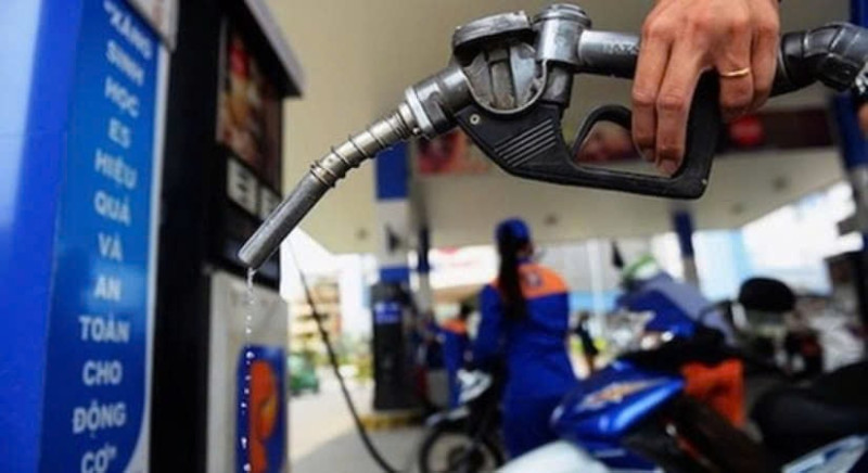 Đồng loạt tăng giá xăng dầu từ 15h hôm nay ngày 9/1