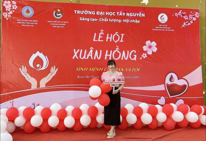 Nữ cán bộ xã vùng biên với 51 lần hiến máu tình nguyện
