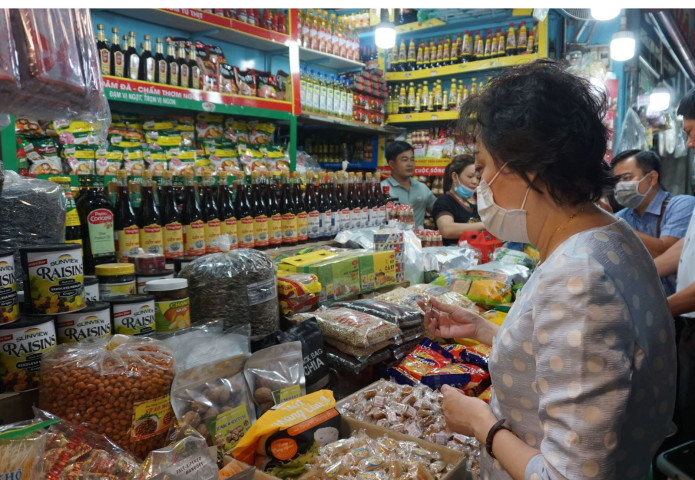 Bình Thuận tăng cường công tác truyền thông bảo đảm an toàn thực phẩm dịp Tết Nguyên Đán Ất Tỵ và mùa Lễ hội Xuân 2025