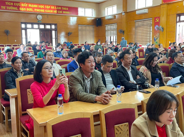 Hội Chữ thập đỏ phường Hiến Thành phối hợp Tạp Chí Sức Khỏe Cộng Đồng tổ chức chương trình "Tết nhân ái – Xuân Ất Tỵ 2025"