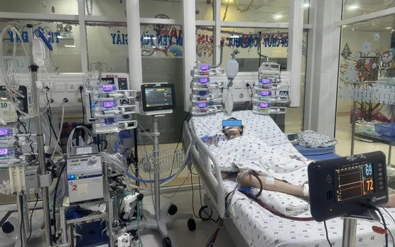 TP. Hồ Chí Minh cứu sống 1 trẻ viêm cơ tim tối cấp, sốc tim rối loạn nhịp tim