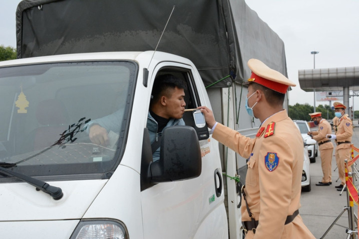 Hà Nội bảo đảm trật tự, an toàn giao thông trong dịp Tết Nguyên đán Ất Tỵ và Lễ hội xuân 2025