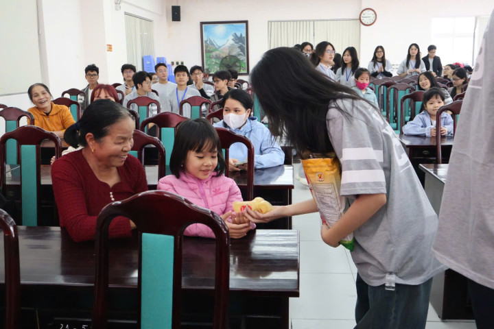 “Tết ấm lòng an” - Tết ấm áp cho những mảnh đời kém may mắn