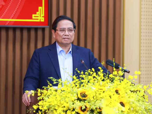 Thủ tướng Chính phủ làm việc với Ban Thường vụ Tỉnh ủy Quảng Ngãi