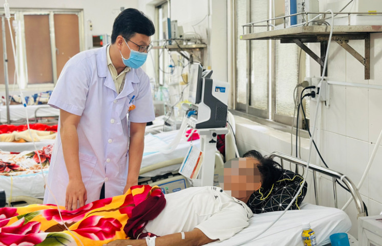 Phú Yên: Điều trị cho bệnh nhân bị rối loạn nhịp tim do biến chứng nguy hiểm của nhồi máu cơ tim cấp