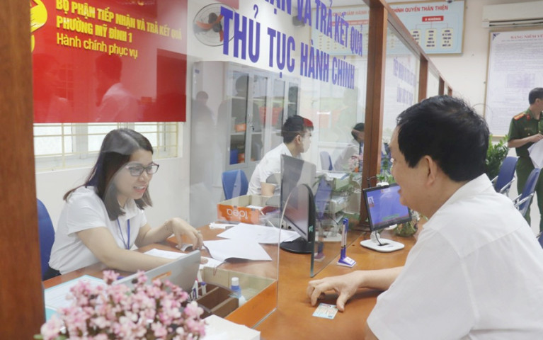 Hà Nội: Không yêu cầu xuất trình giấy chứng nhận kết hôn khi đăng ký khai sinh