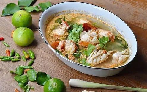 Hà Giang: Cấp cứu thành công bệnh nhân sốc phản vệ nguy kịch sau khi ăn tôm