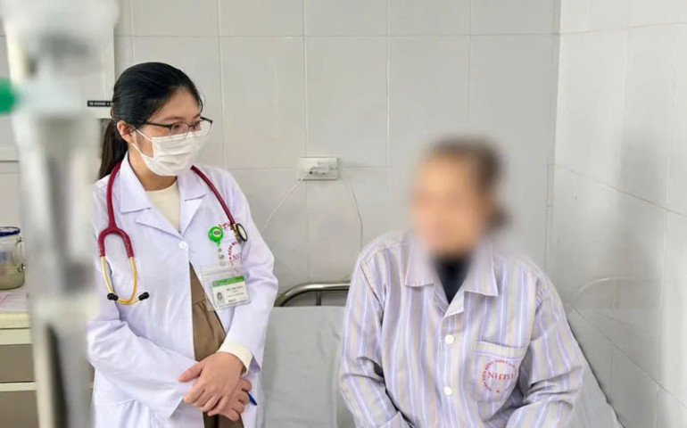 Hà Nội: Điều trị cho bệnh nhân mắc giun đũa chó mèo
