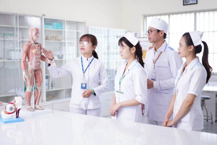 Y tế Việt Nam: Hành trình chinh phục sức khỏe cộng đồng và nâng cao vị thế quốc gia