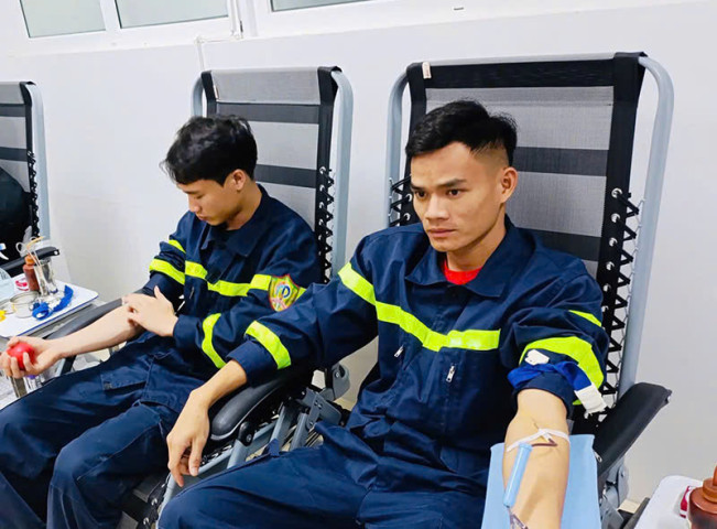 Thanh Hoá: Cán bộ công an hiến máu cứu bệnh nhân 68 tuổi qua cơn nguy kịch