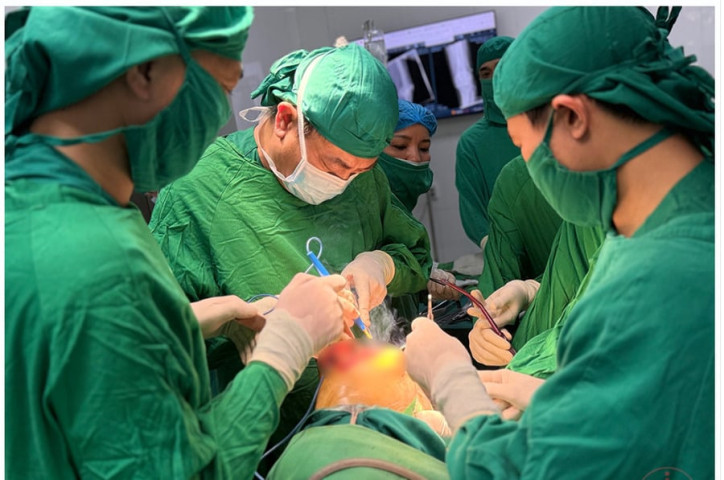Vĩnh Phúc: Phẫu thuật thay khớp gối thành công cho nữ bệnh nhân 62 tuổi