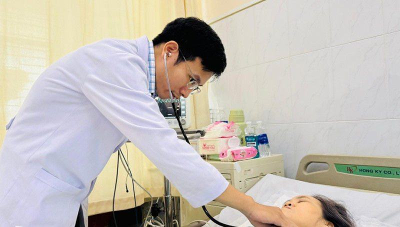 Đồng Nai: Kịp thời cứu sống người phụ nữ ở huyện Thống Nhất uống 113 viên thuốc an thần cùng lúc