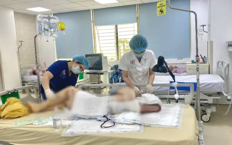 Hà Nội: Người phụ nữ bị lột toàn bộ da đầu do tai nạn lao động