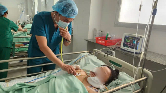 TP. Hồ Chí Minh: Người phụ nữ 41 tuổi bị thương tích khắp cơ thể do chó tấn công