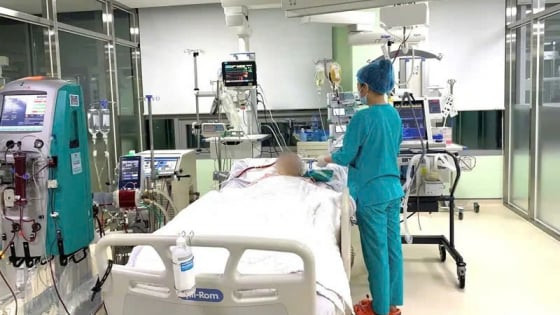 Hà Nội: Can thiệp ECMO cứu bệnh nhân nam 71 tuổi mắc cúm A trong tình trạng nguy kịch