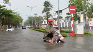 Điện Biên: Mưa lớn gây ngập trên địa bàn thành phố Điện Biên Phủ