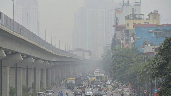 Chất lượng không khí ngày 15/4 tại Hà Nội và TP. Hồ Chí Minh ở mức không lành mạnh