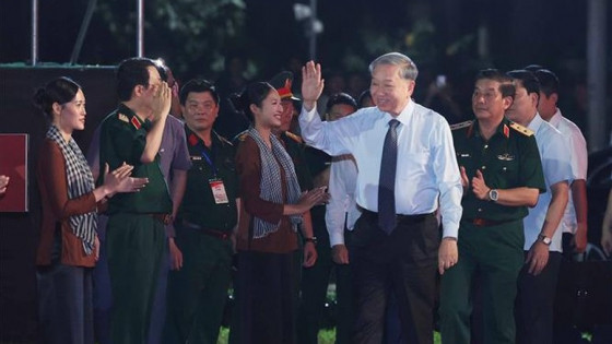 Tổng Bí thư Tô Lâm dự Chương trình nghệ thuật "Đất nước trọn niềm vui"