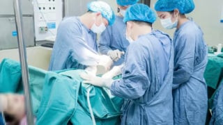 Phú Thọ: Phẫu thuật lấy thai cho sản phụ bị rau tiền đạo trung tâm cực nguy hiểm