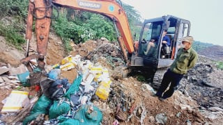Thái Nguyên: Phát hiện, buộc tiêu hủy gần 1 tấn chân gà rút xương, cá nục không đảm bảo chất lượng