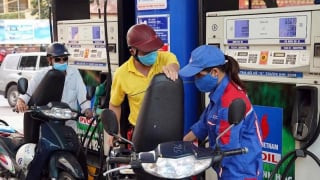 Giá xăng, dầu tiếp tục giảm từ 15h chiều nay ngày 8/5