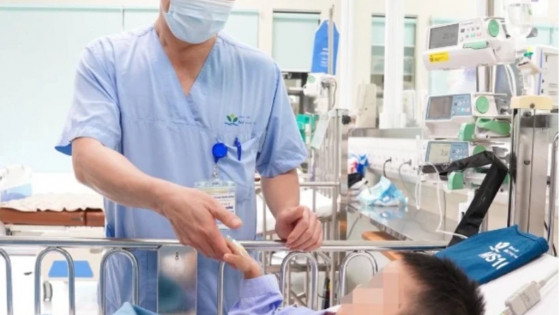 Bé trai 4 tuổi trong vụ "nộp đủ tiền mới cấp cứu" ở Nam Định được ra viện
