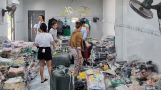 Phú Yên: Xử phạt cơ sở kinh doanh quần áo không rõ nguồn gốc, xuất xứ
