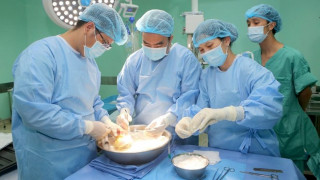 Bệnh nhân ghép tim xuyên Việt thứ 17 ở Huế được xuất viện