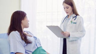 Phụ nữ nên bắt đầu tầm soát ung thư vú từ khi nào?