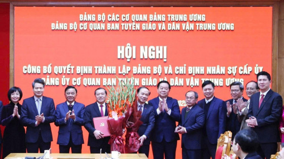 Tăng cường đổi mới tư duy, hành động trong lĩnh vực tuyên giáo, dân vận
