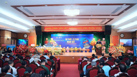 Nhà báo Hồ Quang Lợi ra mắt sách “Sự thật, Lẽ phải và Ngọn bút”: Dấn thân và khát vọng phụng sự sự thật