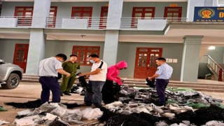 Ninh Bình: Tiêu huỷ hơn 56.500 sản phẩm quần áo và phụ kiện may mặc giả mạo nhãn hiệu