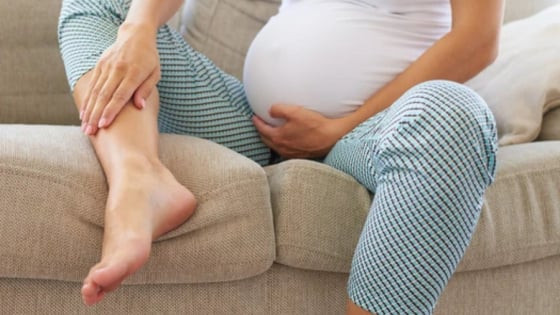 Chuột rút khi mang thai: Tại sao hay xuất hiện vào ban đêm?