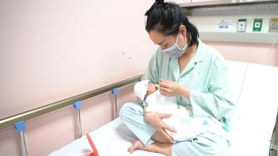 Hồ sơ đề nghị hưởng chế độ thai sản gồm những giấy tờ nào?