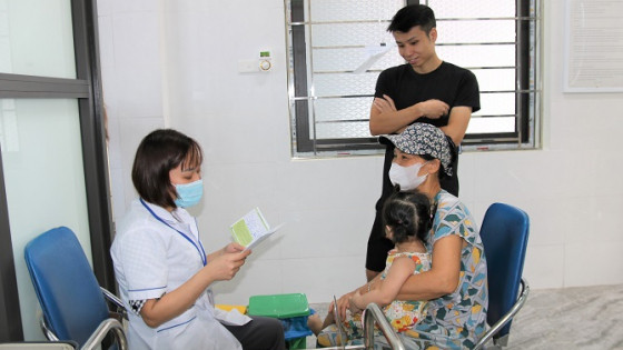 Hà Nội: Tiếp tục duy trì tổ chức hiệu quả buổi tiêm chủng thường xuyên