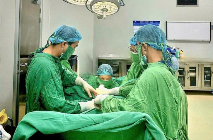 Cứu sống sản phụ bị băng huyết hiếm gặp, bảo toàn tử cung